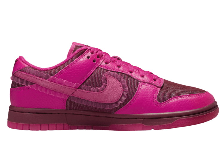 nike dunk low valentine's day (2022) (w)