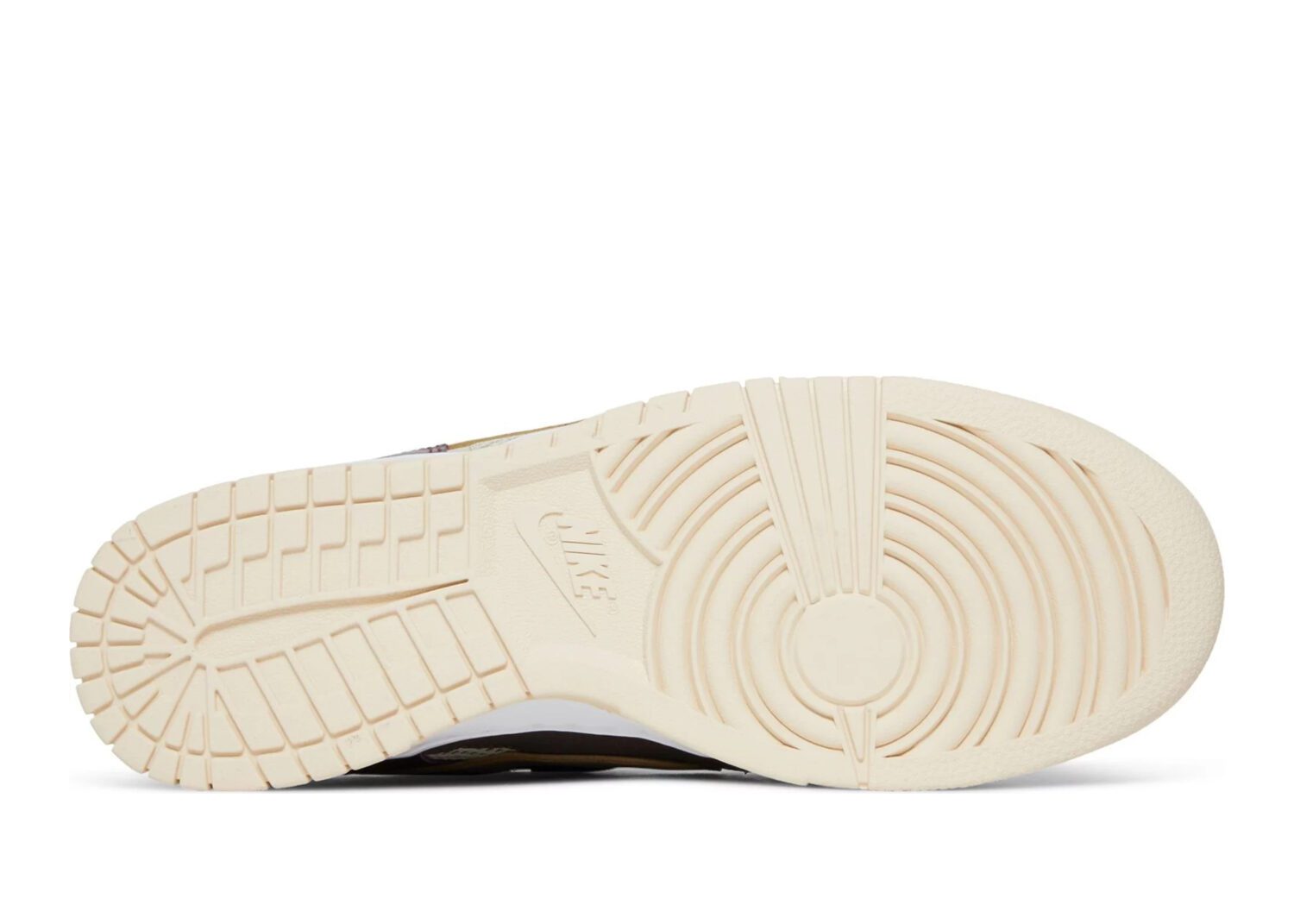 nike dunk low scrap latte4