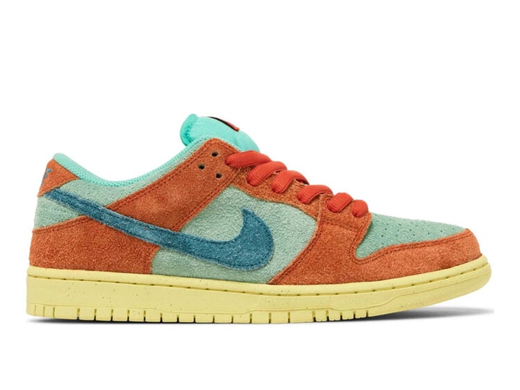 nike sb dunk low orange emerald rise