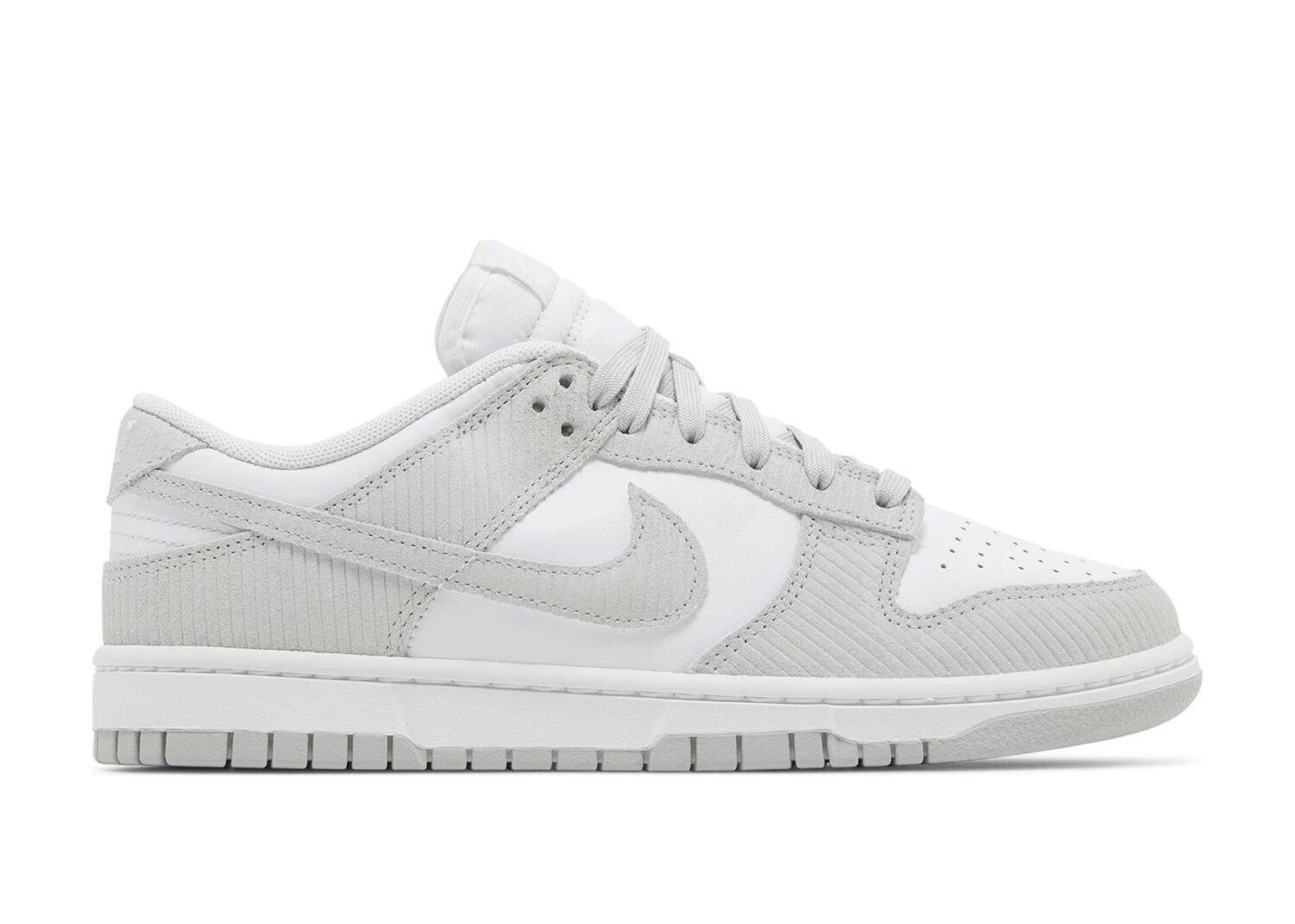 nike dunk low light silver corduroy (w)