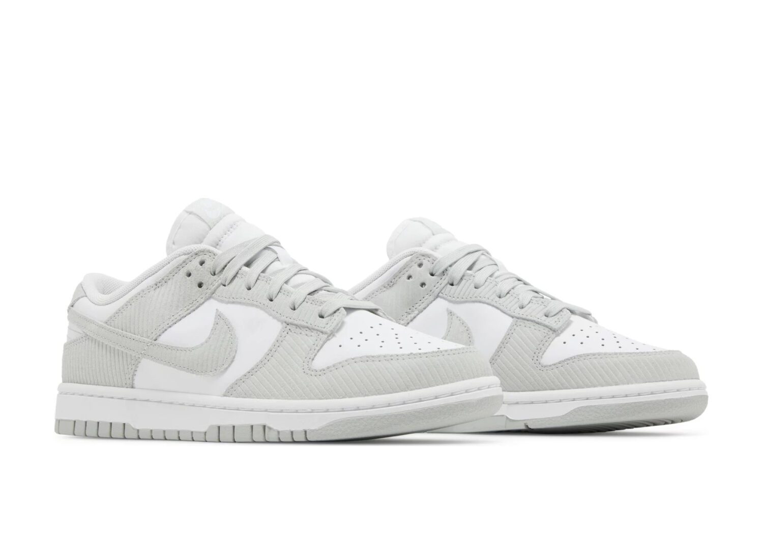 nike dunk low light silver corduroy (w)5