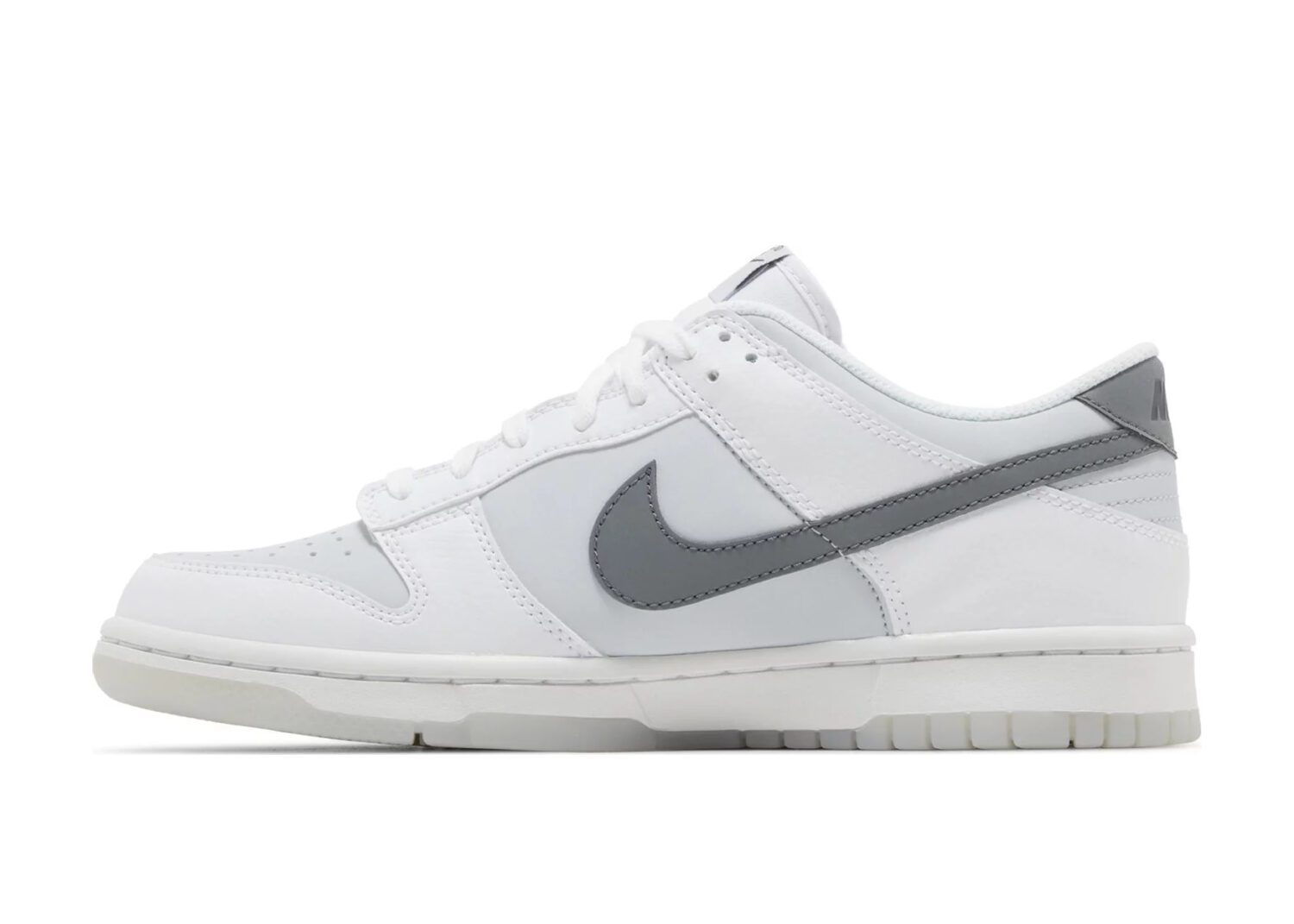 nike dunk low reflective swoosh white (gs)2