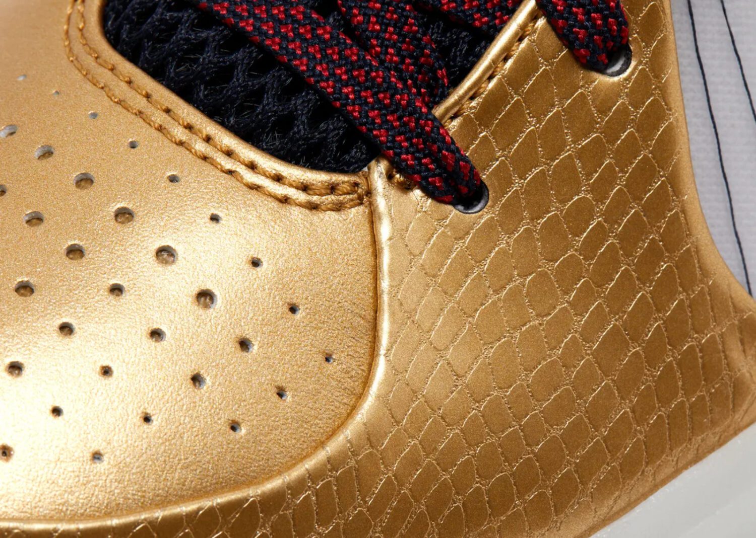 nike kobe 4 protro gold medal (2024)