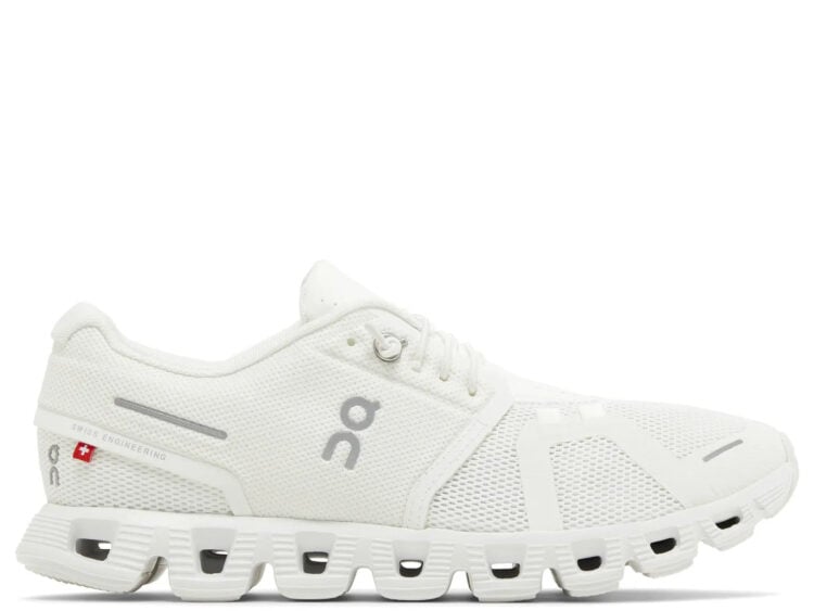 On Running Cloud 5 Undyed-White (W)