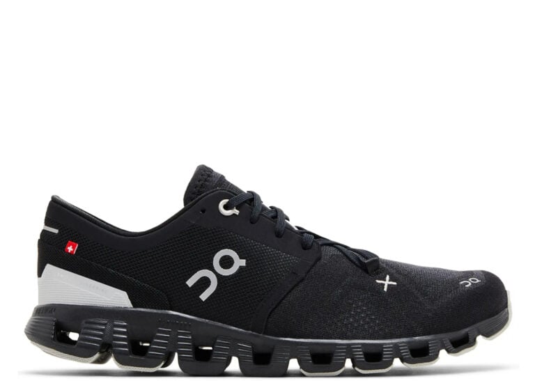 on running cloud x 3 black