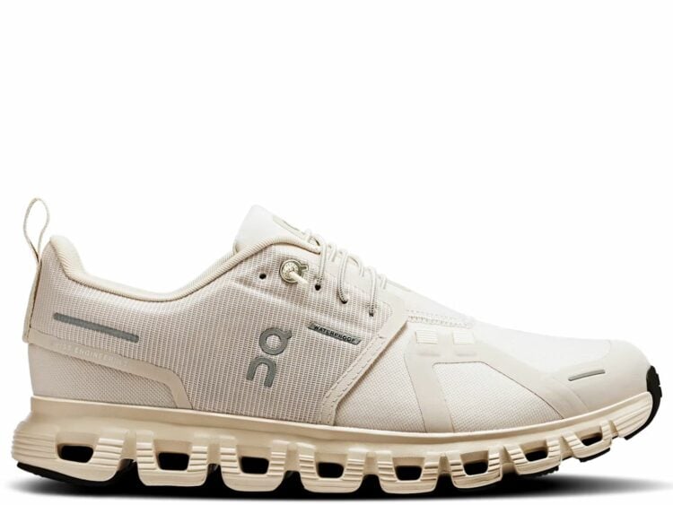 on running cloud 6 waterproof pearl cream