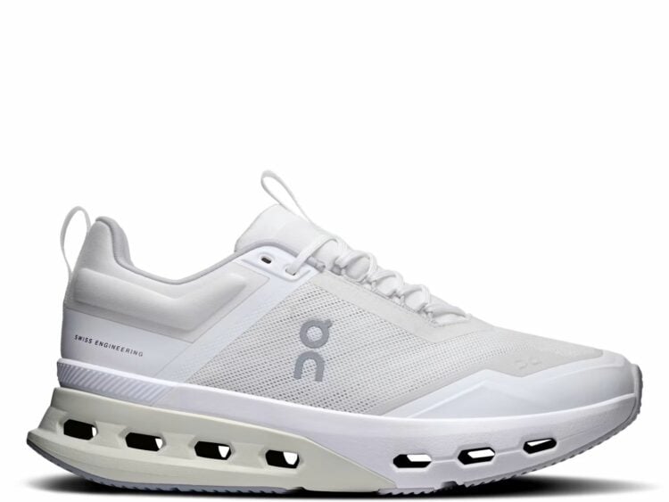 on running cloudnova x white glacier (w)