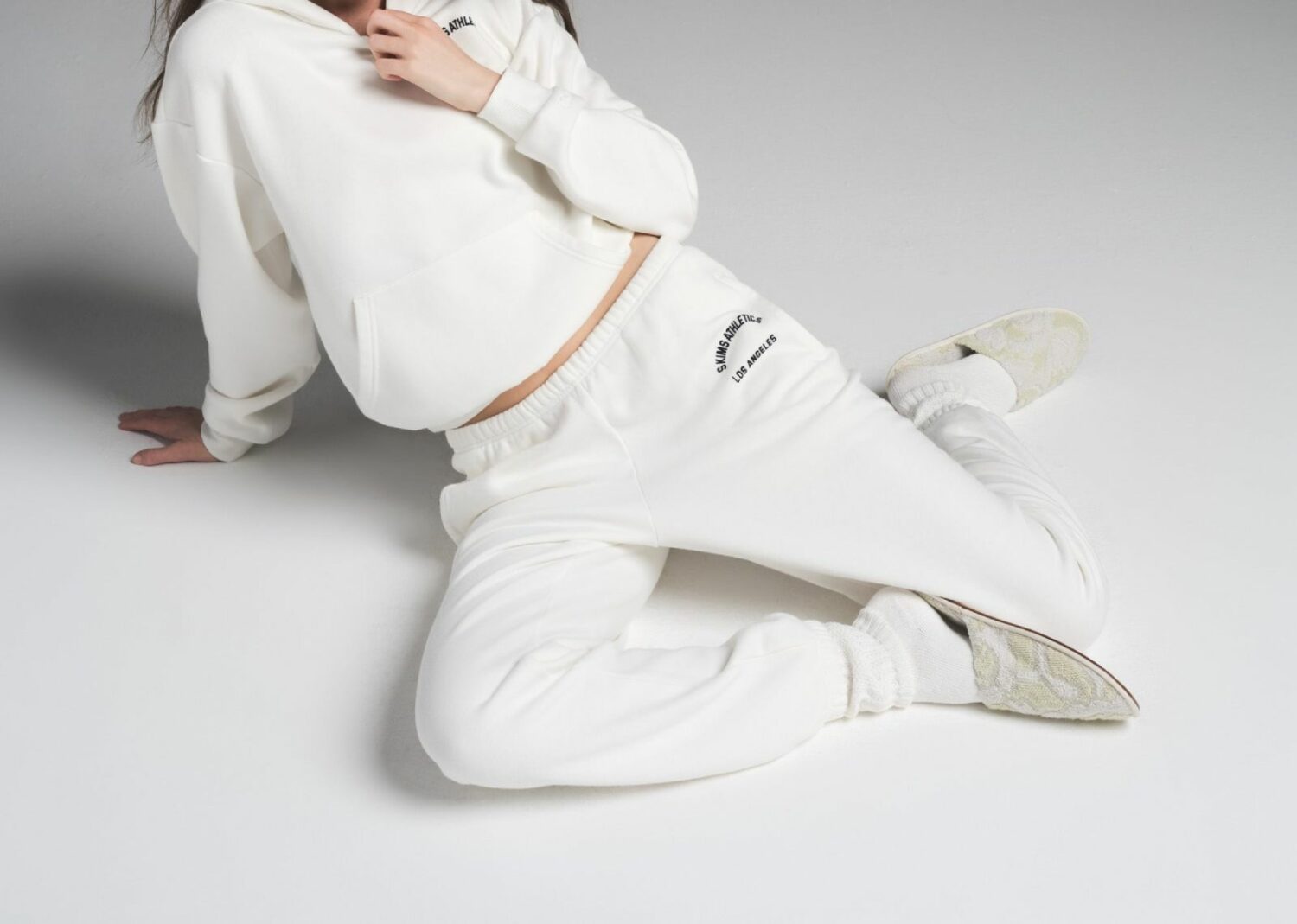 skims cotton fleece classic jogger marble graphic