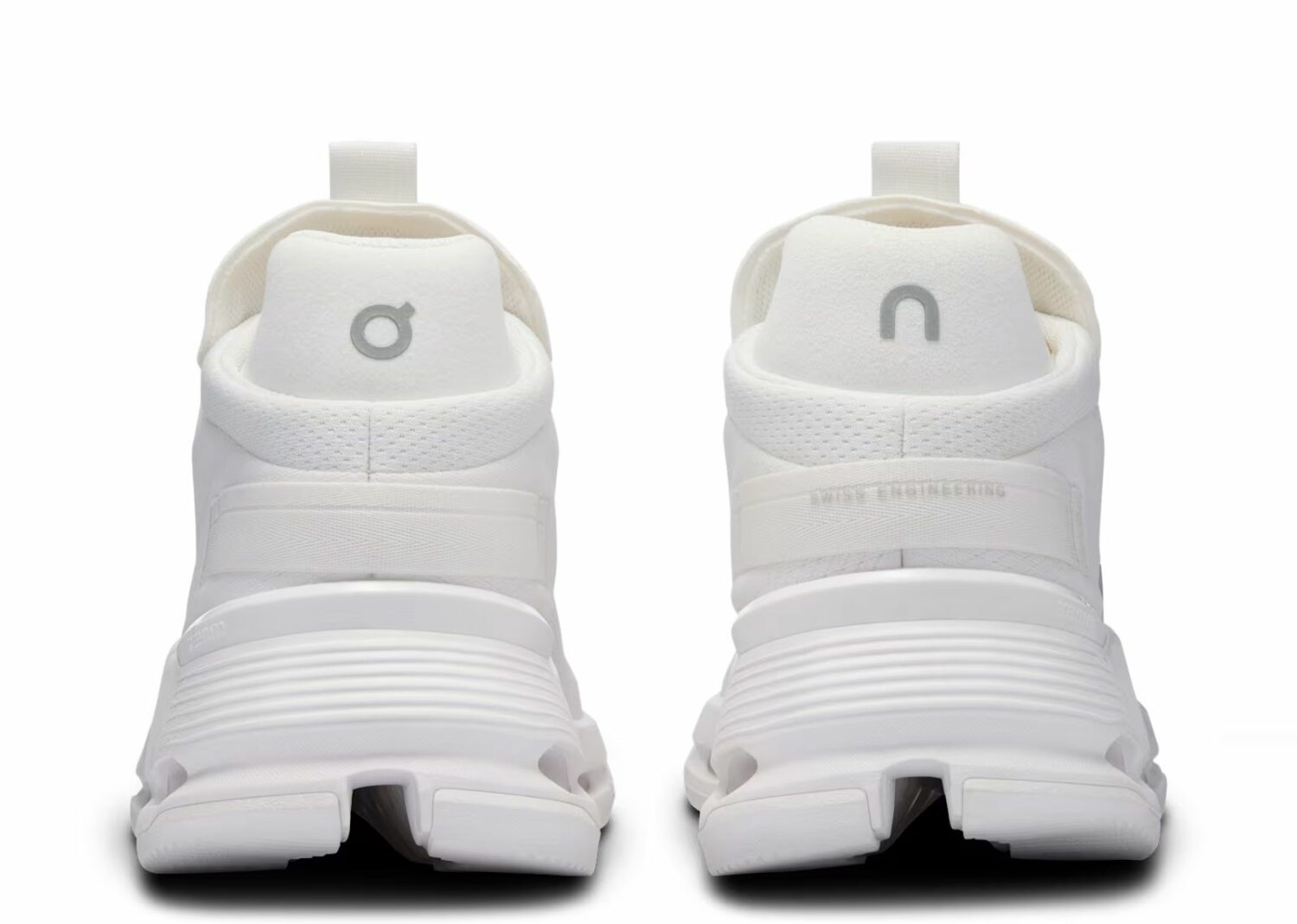 on running cloudnova 2 all white