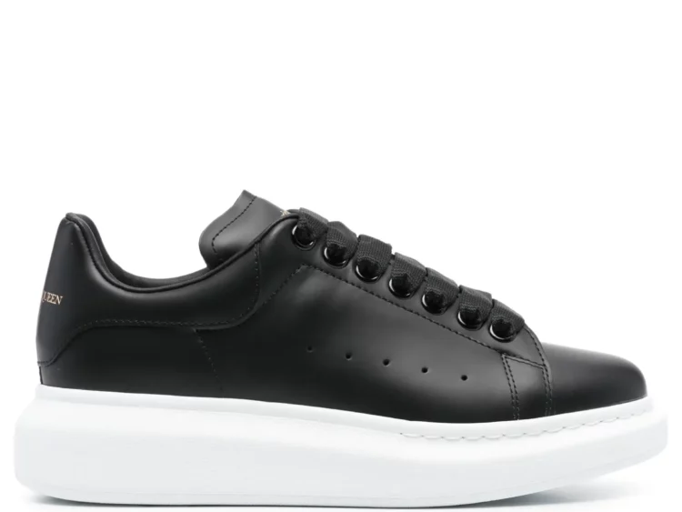 alexander mcqueen oversized black white sole (w)