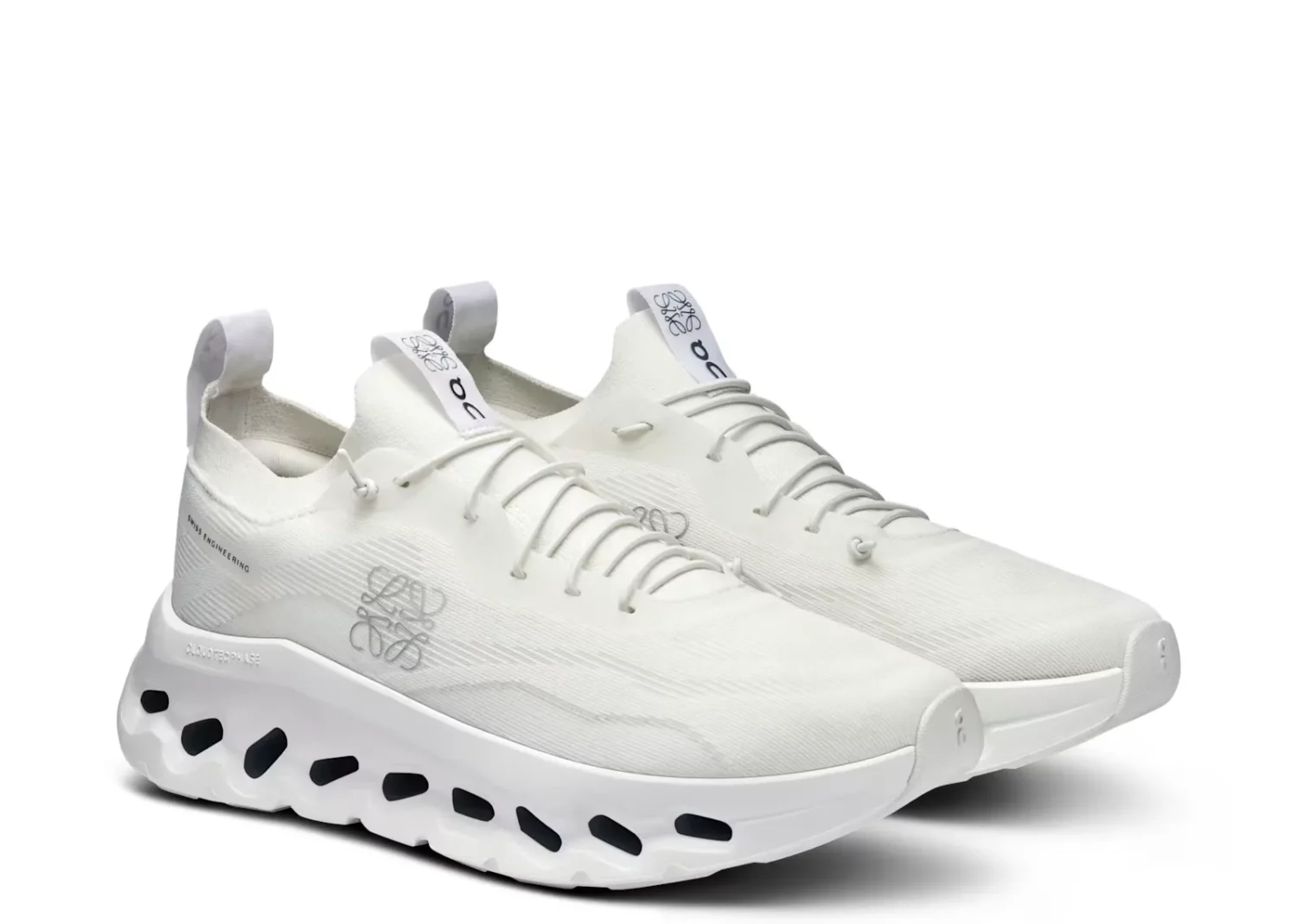on running cloudtilt loewe all white (w)