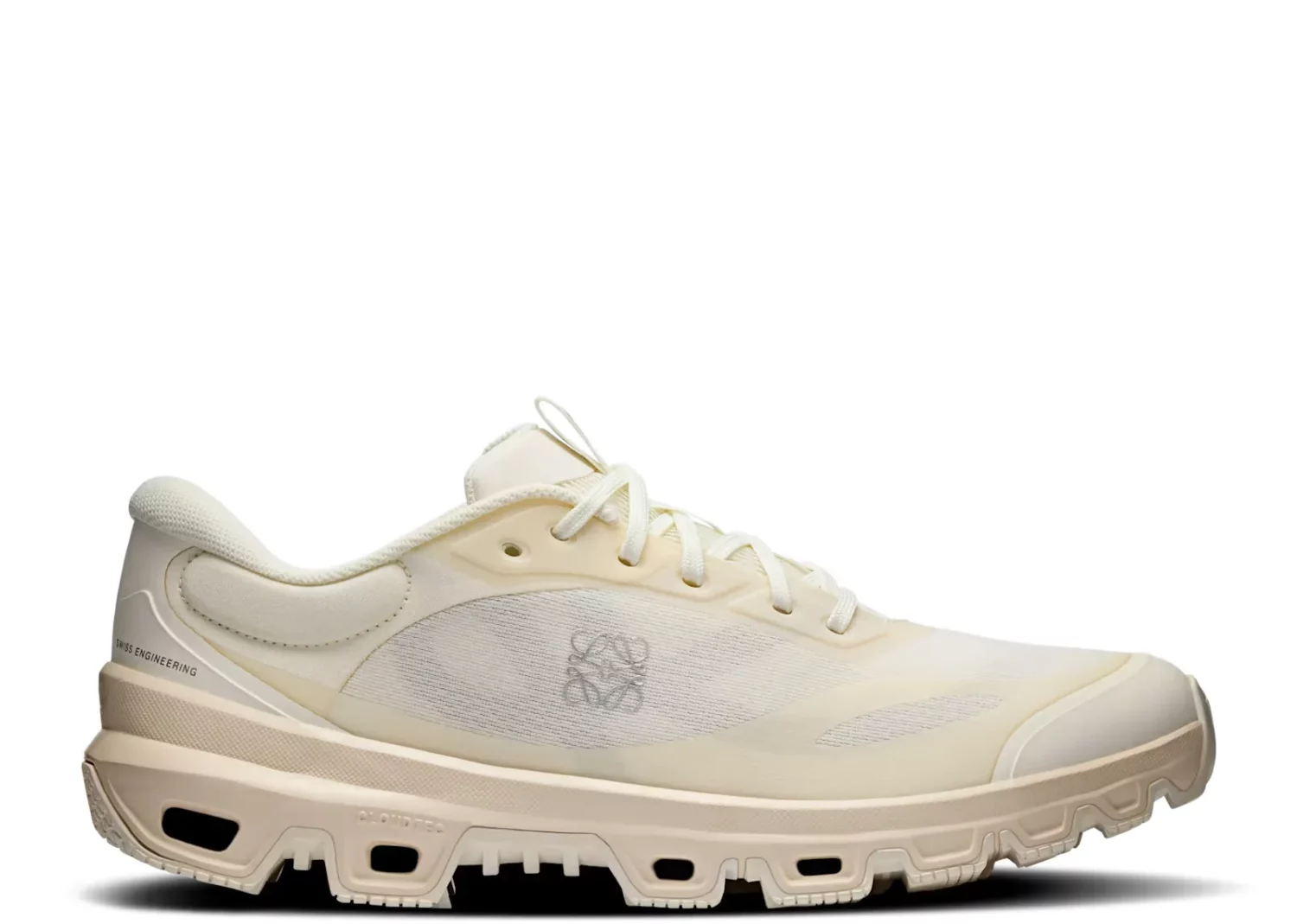 on running cloudventure loewe 2 eggshel