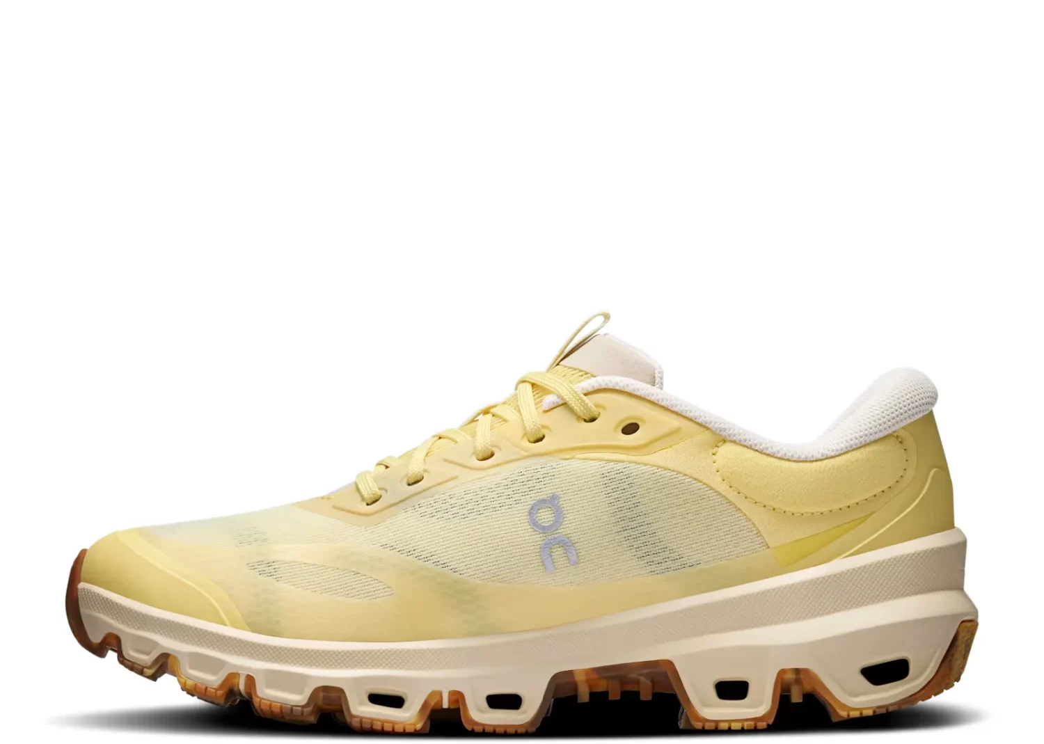 on running cloudventure loewe 2 yellow tan grey (w)