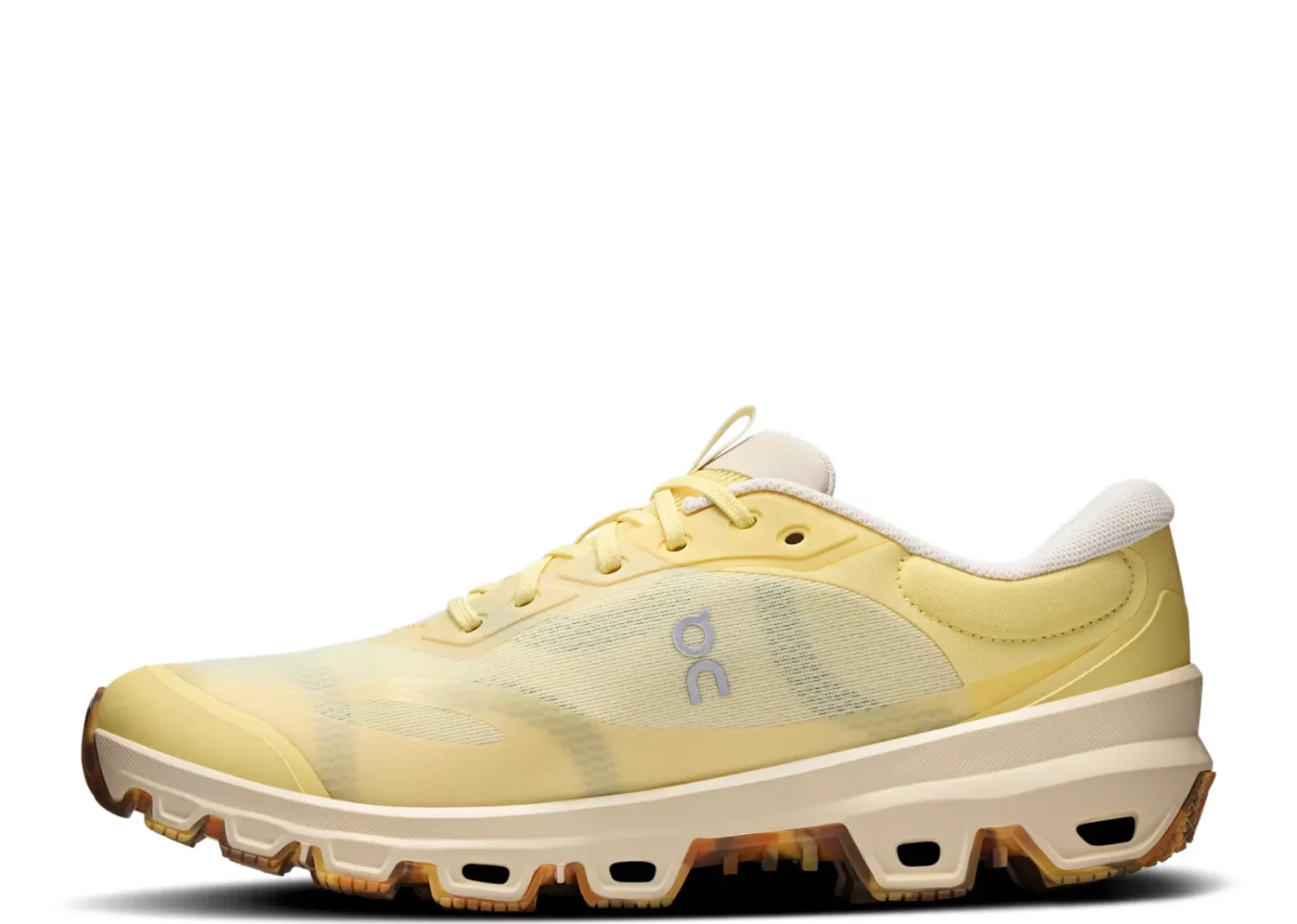 on running cloudventure loewe 2 yellow tan grey