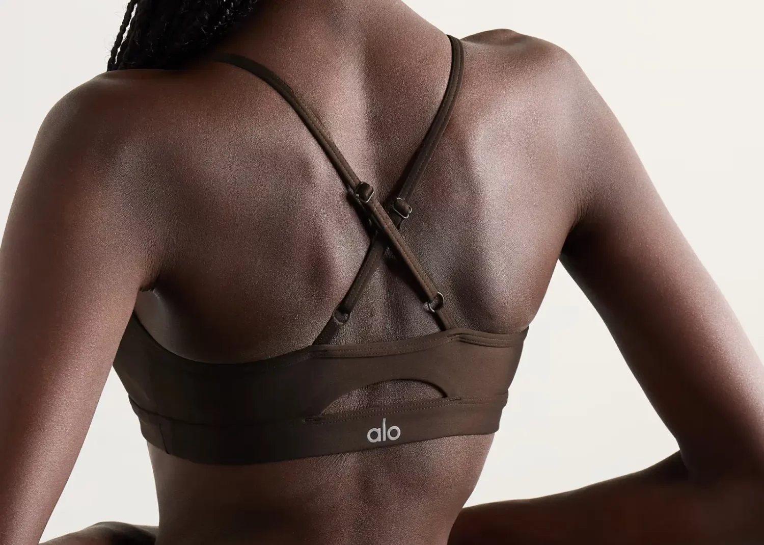alo yoga airlift intrigue bra espresso