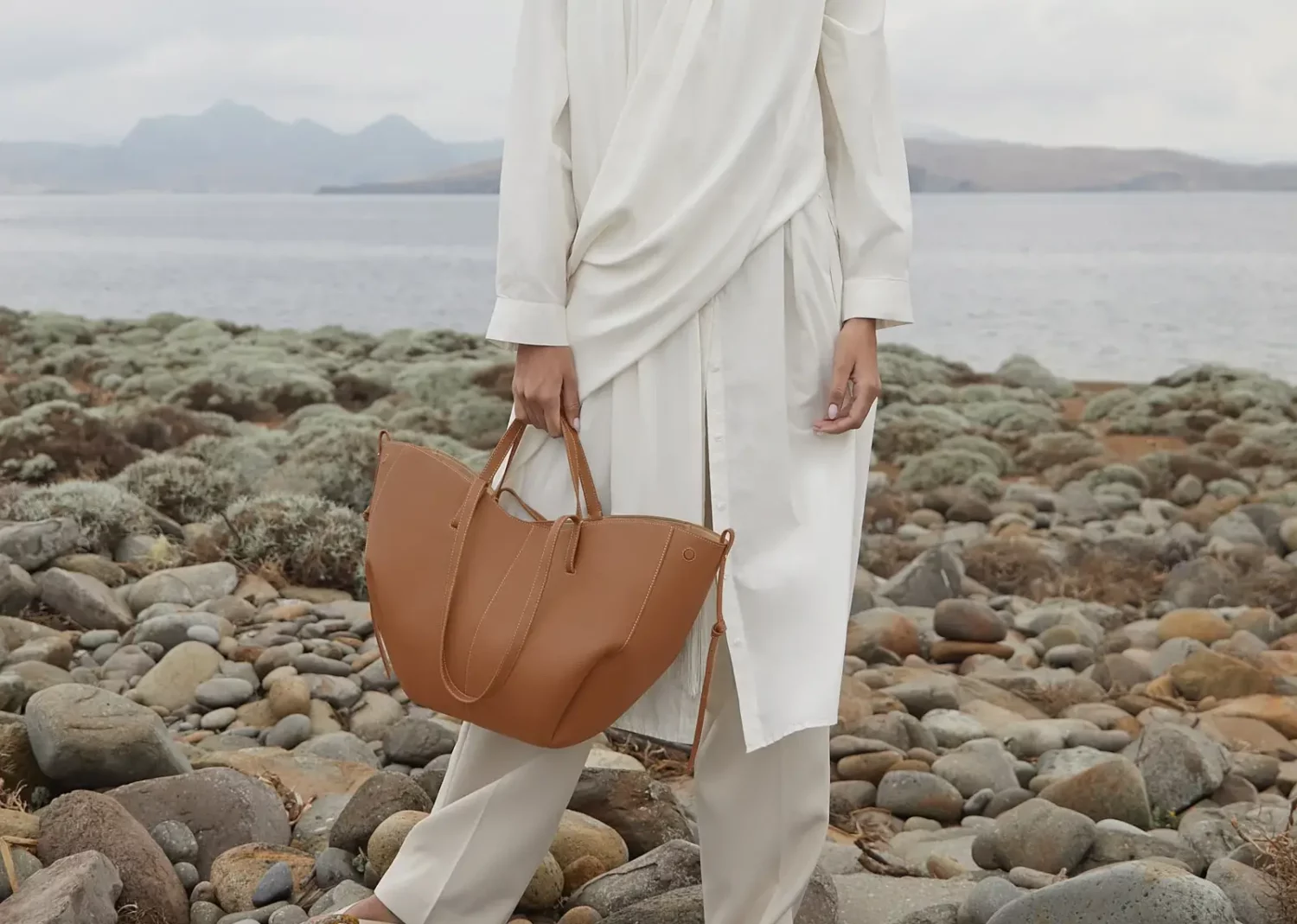 polène cyme edition textured camel