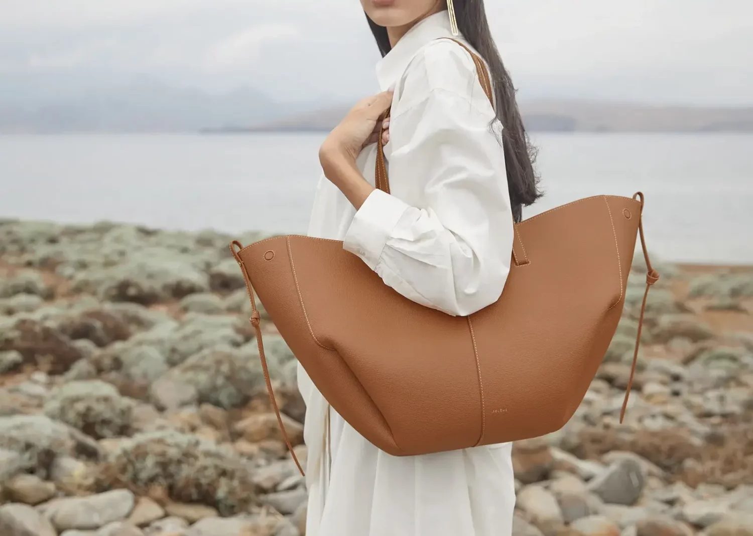 polène cyme edition textured camel