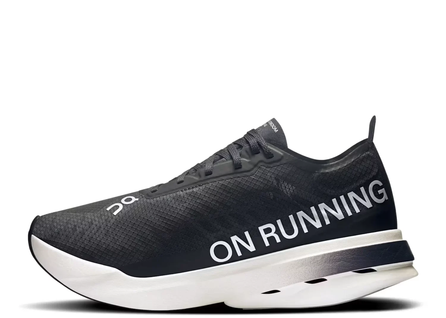 on running cloudboom strike black white w4