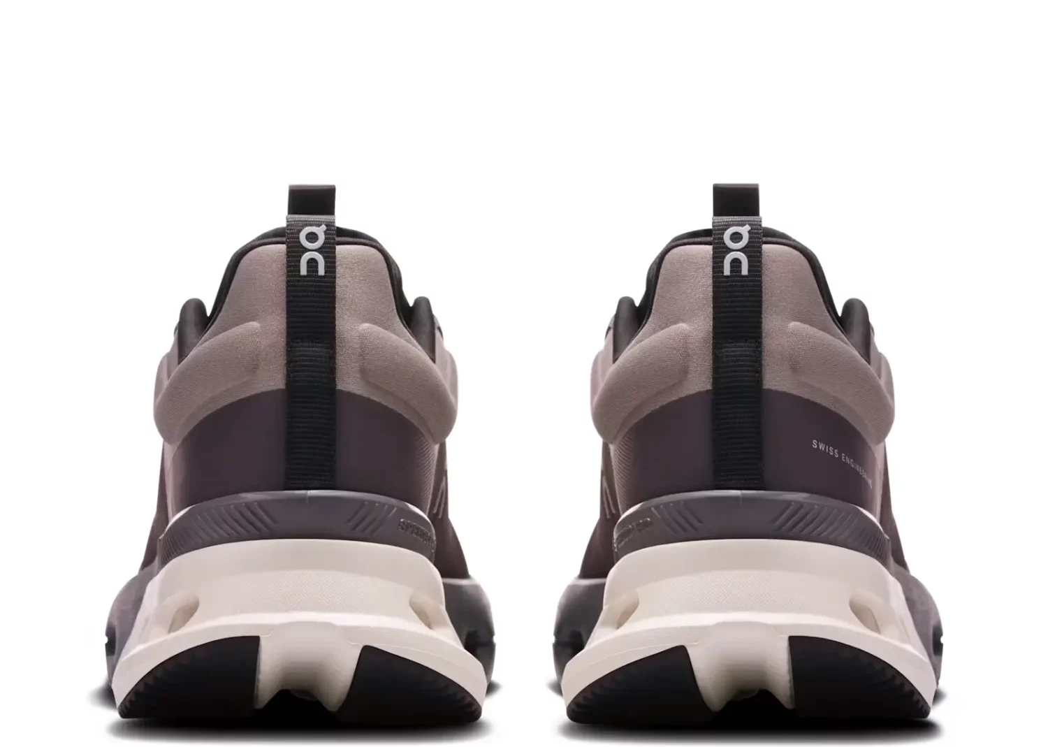 on running cloudnova x pebble black3